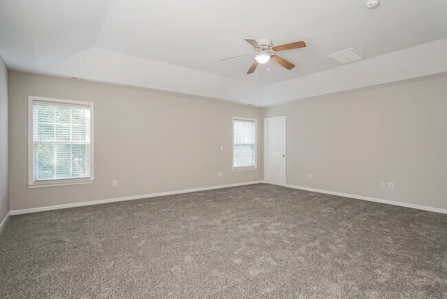 Building Photo - 2852 Roundleaf Ct