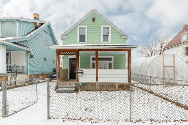 Building Photo - 3794 W 38th St