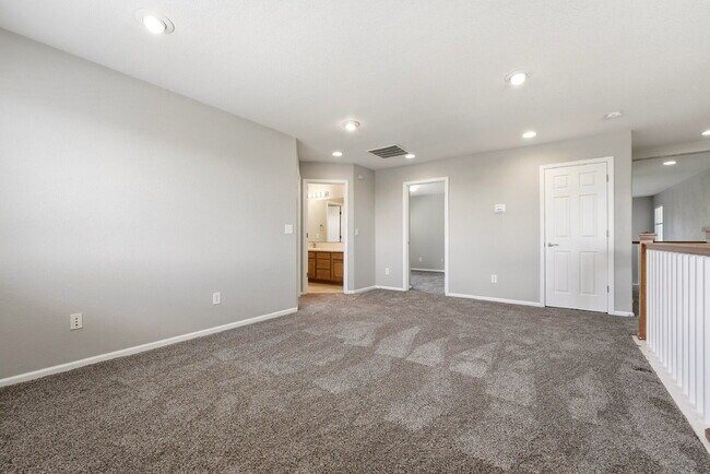 Building Photo - $3,340.95 with $300 off the first month's rent, 4 Beds - 4 Bath, Single Family Home in Trail Park...