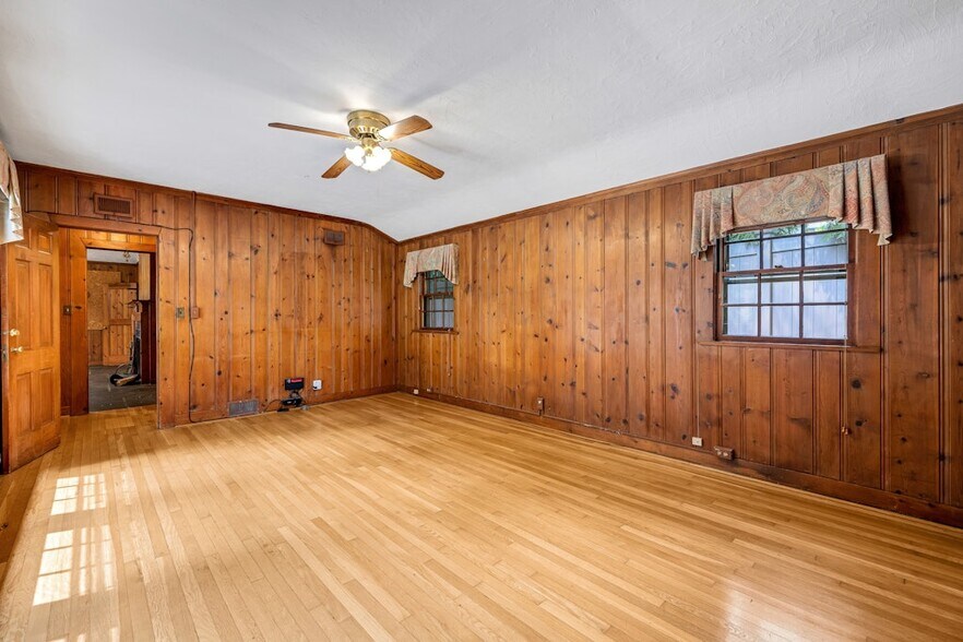 Bedroom - 82 Winsor Pl