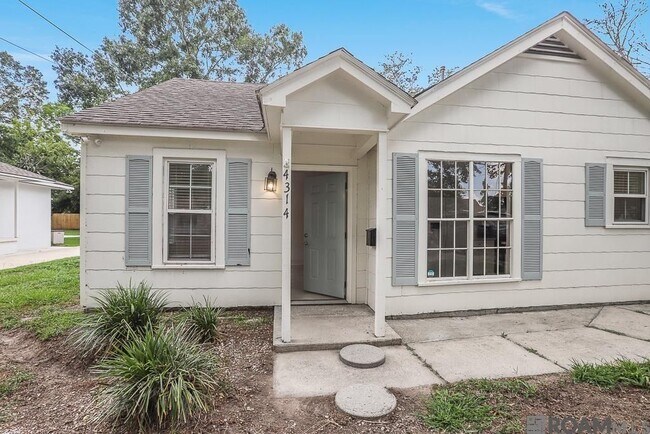 Building Photo - 4314 Mimosa St
