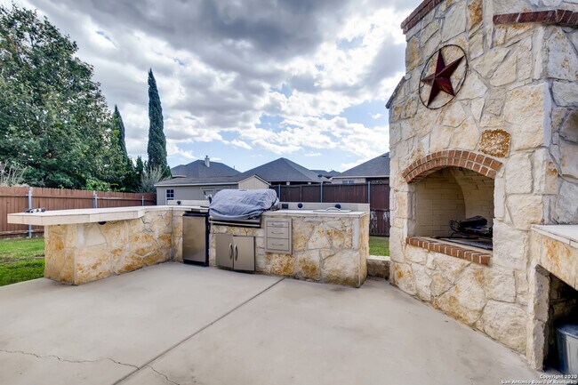 Building Photo - 14830 Wyoming Pass