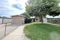 Building Photo - 3912 Moonbeam Dr