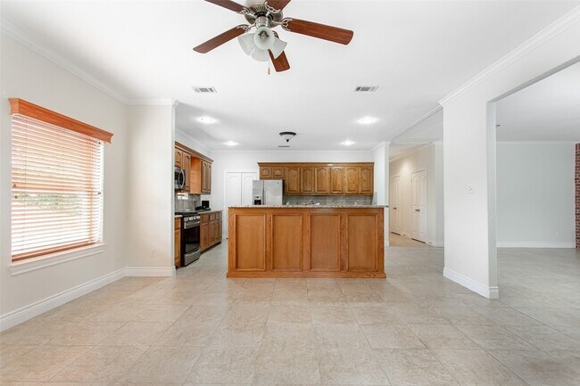 Building Photo - 6149 Vickery Blvd