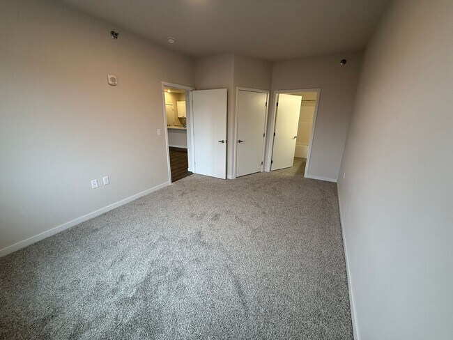 Building Photo - Northern Point Apartments