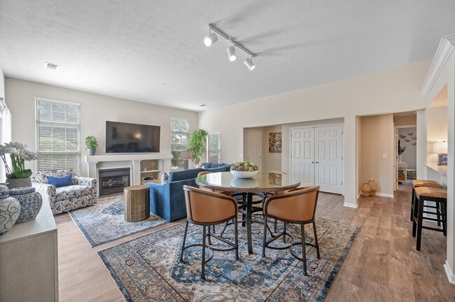 Building Photo - Falls at Landen