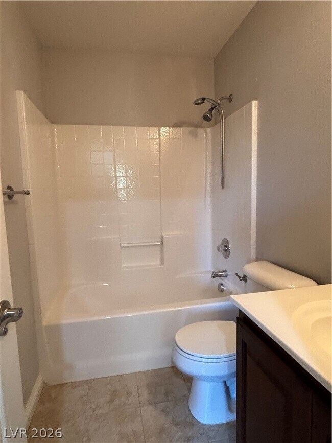 Building Photo - 10392 Lady Angela St