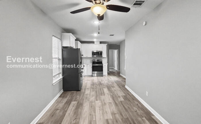 Building Photo - 201 Armstrong St