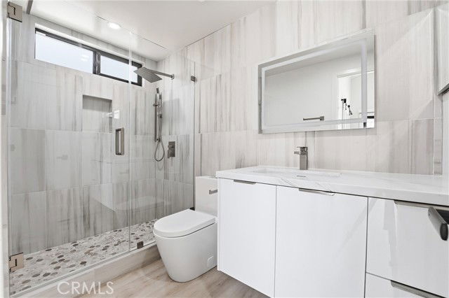 Building Photo - 613 Marigold Ave