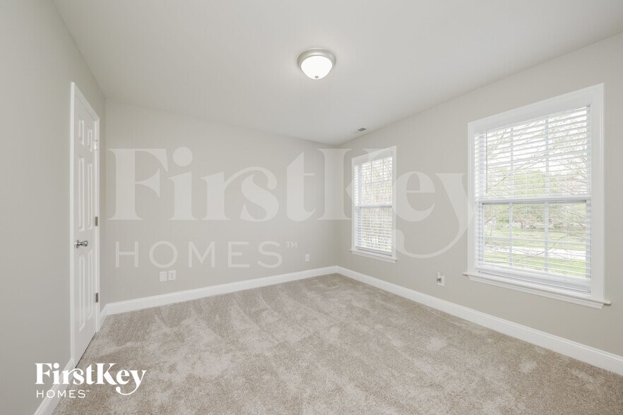 Building Photo - 109 Old March Rd