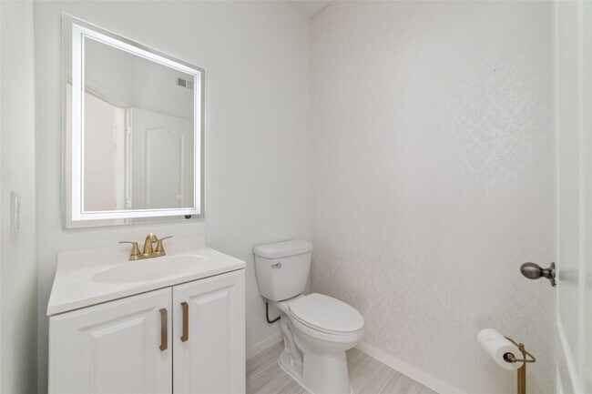 Building Photo - 2618 Bridgestone Park Ln