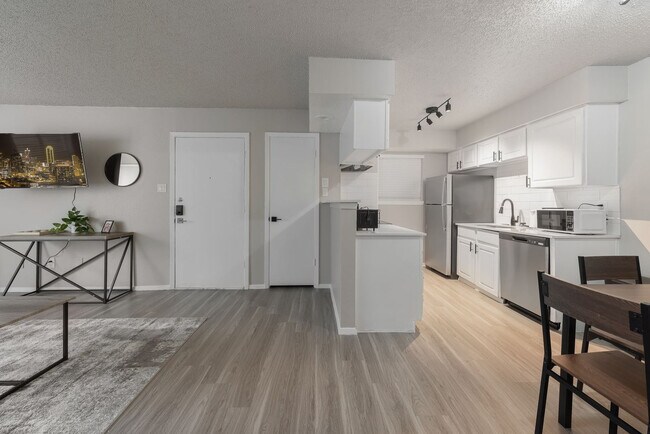 Building Photo - 2529 Thomason Cir
