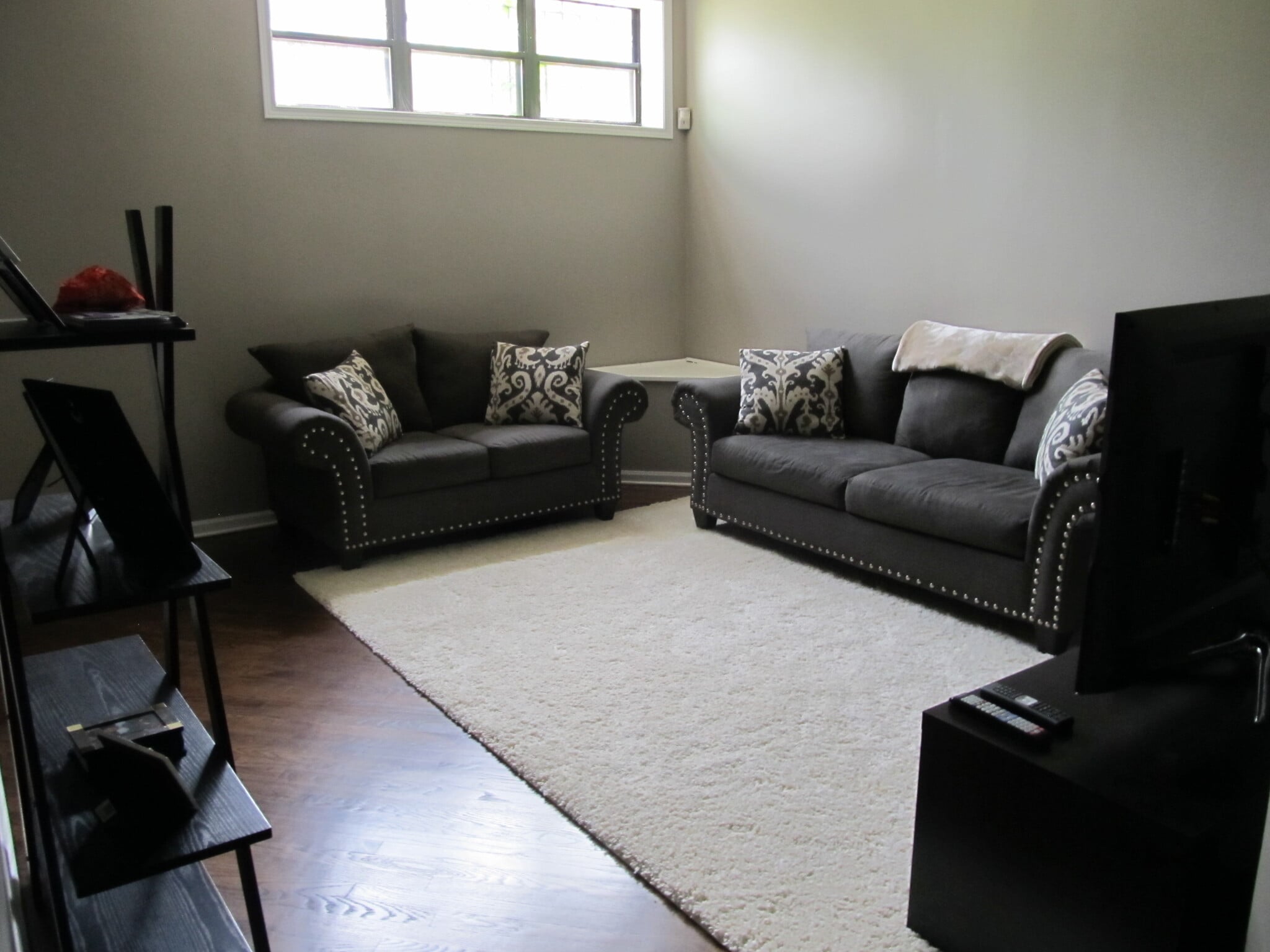 2nd Living Area - 1632 W Beach Ave