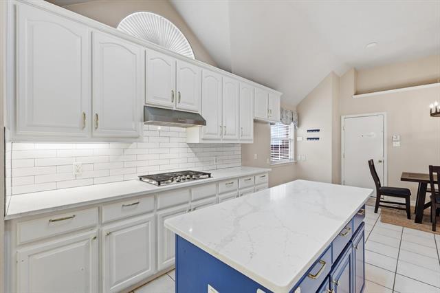 Building Photo - 4413 Helston Dr