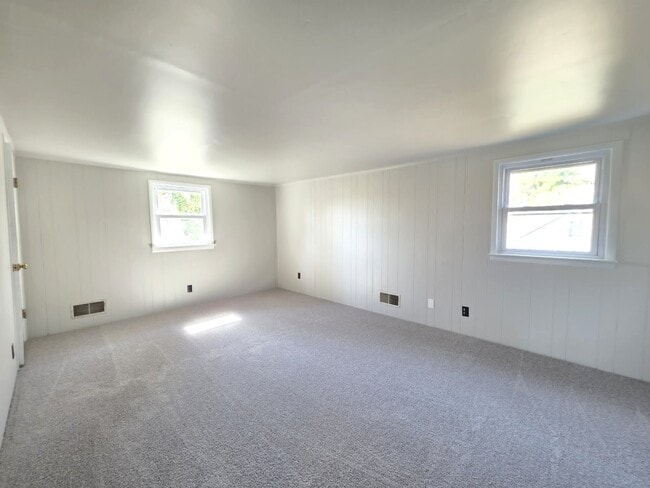 Building Photo - 406 Grove Pl