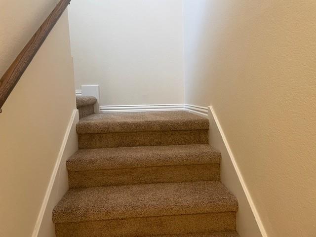 Building Photo - 10004 Epic Knoll Dr