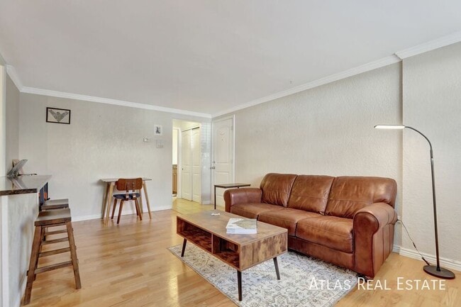 Building Photo - 1151 N Marion St