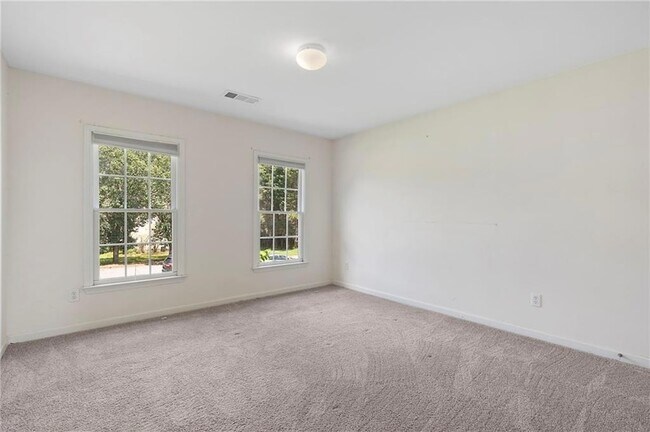 Building Photo - 7810 Brookwood Way