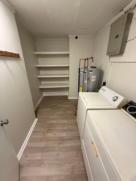 Building Photo - 2406 Rte 29