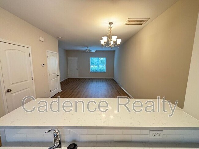 Building Photo - 202 Jordan Ln