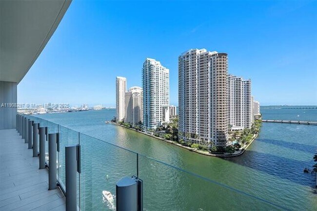 Building Photo - 300 Biscayne Blvd Way