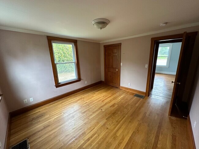 Bedroom 1 - 95 Portsmouth Ave