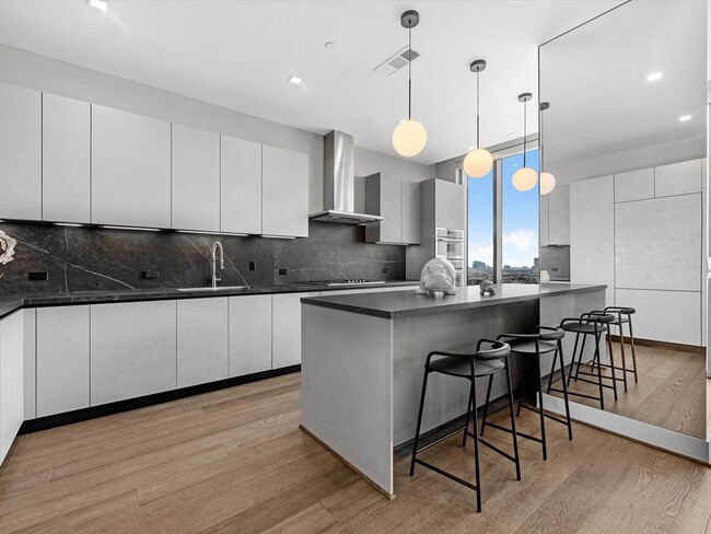 Building Photo - 1711 Allen Pkwy