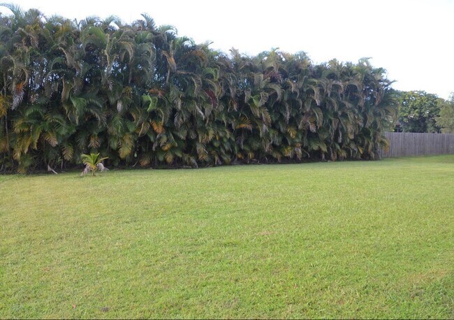 Building Photo - 5776 NW Eskimo Cir