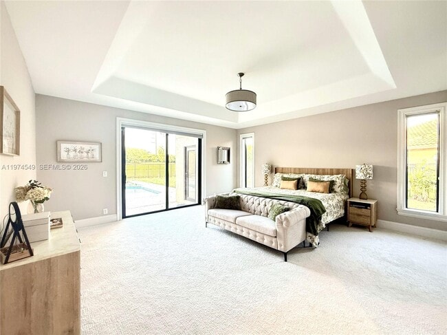 Building Photo - 400 Alexandra Cir