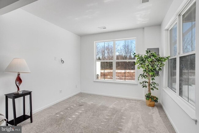 Building Photo - 12950 Blue Sky Pl