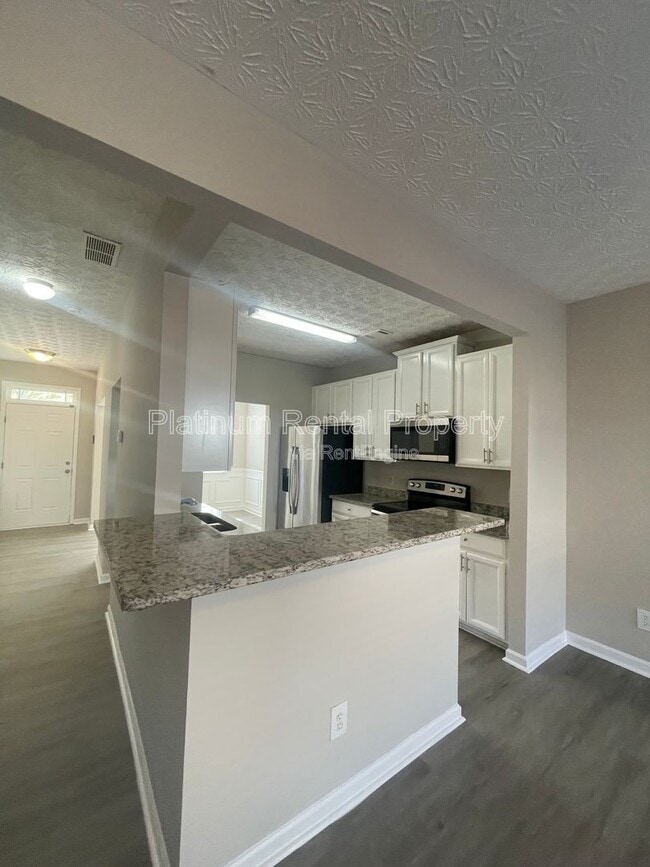 Building Photo - 2355 Bigwood Trail