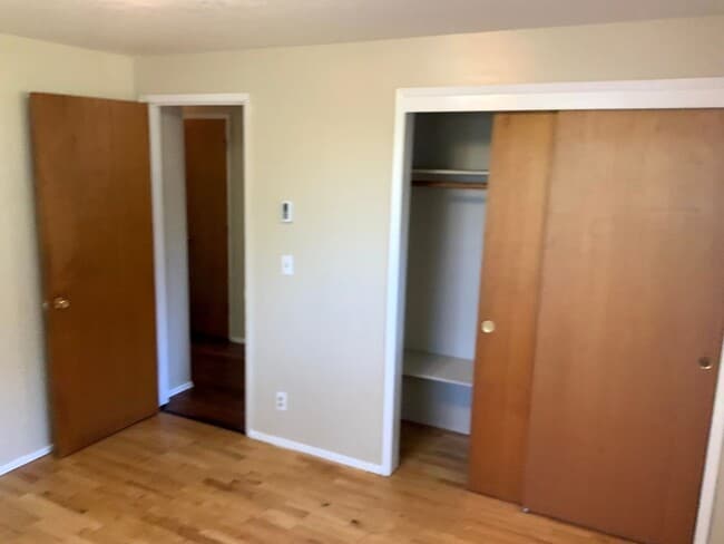 Building Photo - 2755 Kalmia St