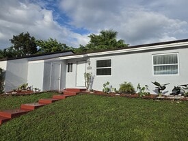 Building Photo - 20845 Grouper Dr