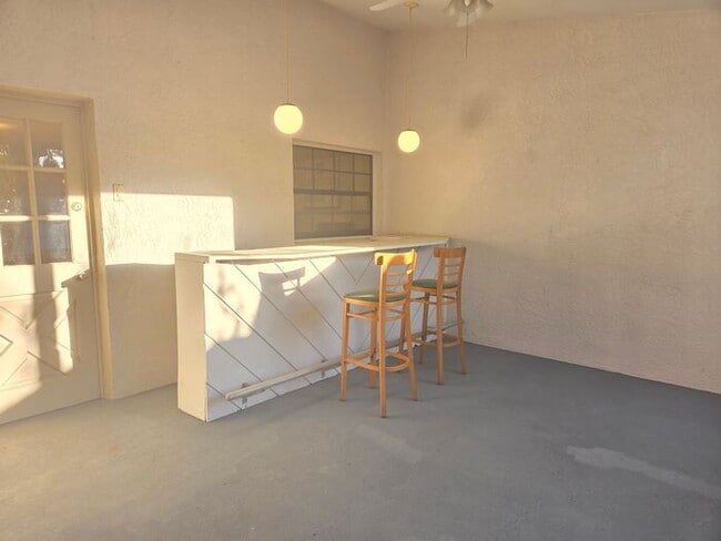 Building Photo - Rare 5BR Home for Rent in Mills 50 – Across from Lake Estelle