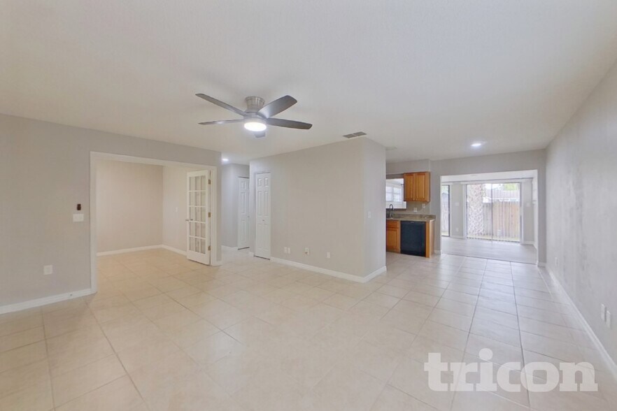 Building Photo - 11415 Cardiff Dr