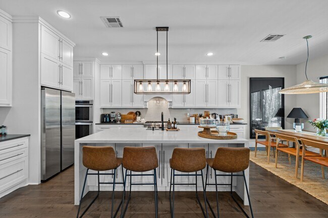 Building Photo - 2518 Southgate Blvd