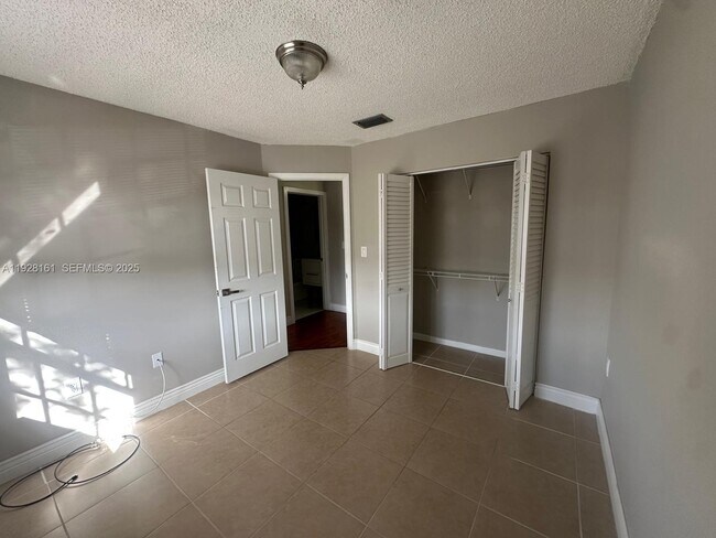 Building Photo - 14345 SW 57th Ln