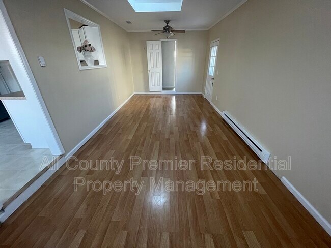 Building Photo - 3138 Powhatan Ave