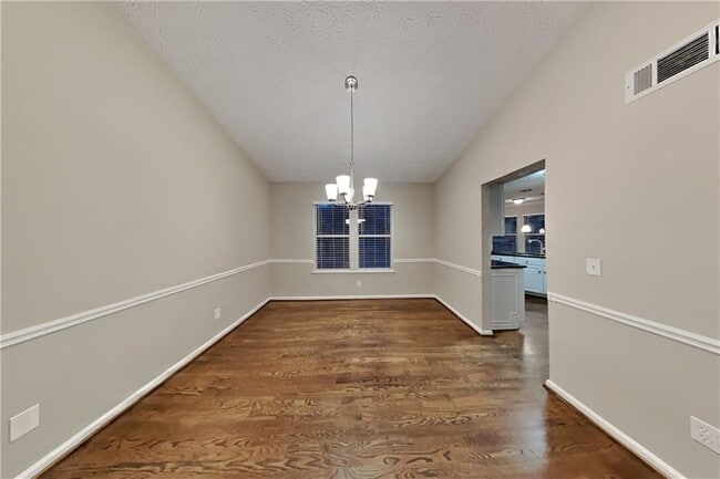 Building Photo - 2981 Sutton Glen