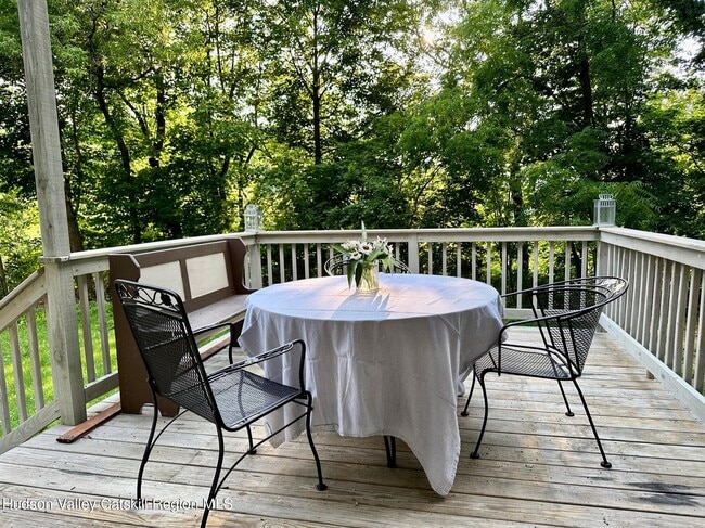 Building Photo - 5153 NY-9G