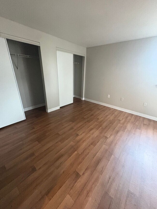 Building Photo - ? Last Chance for FREE August Rent!
