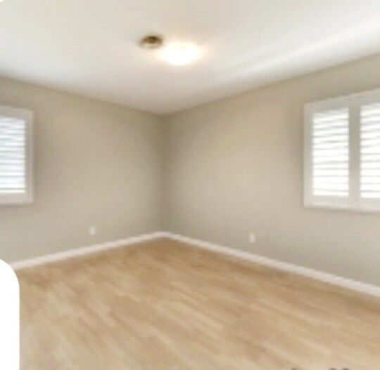 Building Photo - 3129 Mayfair Dr