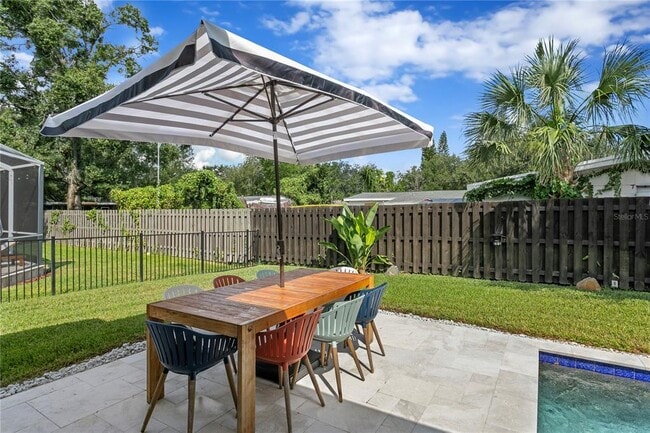 Building Photo - 2107 Branch Hill St