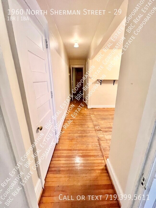 Building Photo - 1960 Sherman St