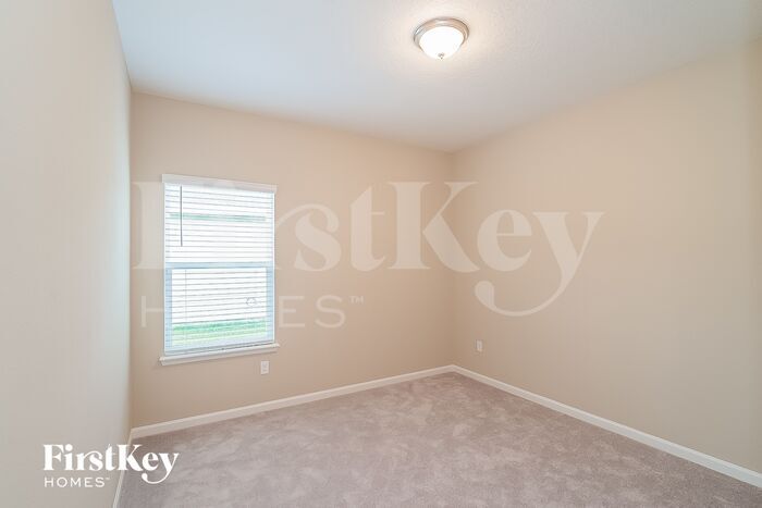 Building Photo - 10852 Ventnor Ave