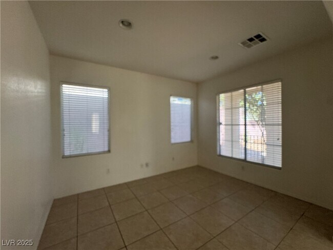 Building Photo - 6797 Cardoness St