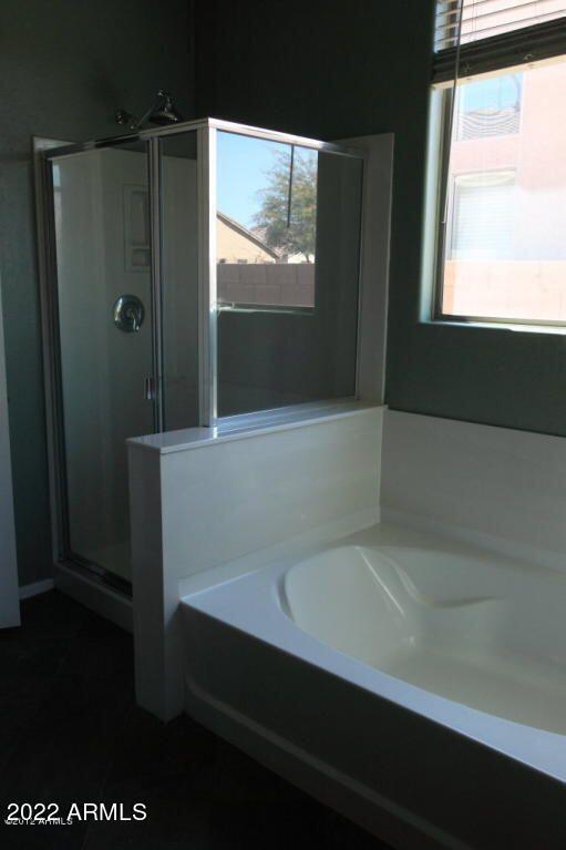 Building Photo - 3124 E Sparrow Pl