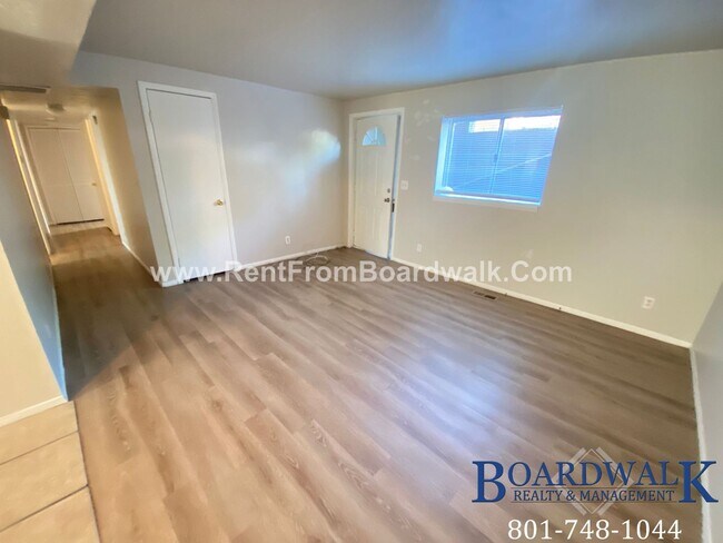 Building Photo - 759/761 Jackson Ave