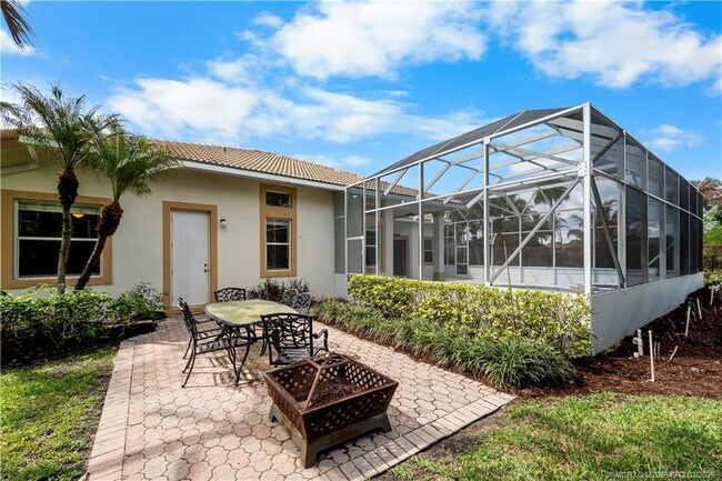 Building Photo - 2529 SW Park Meadows Trail