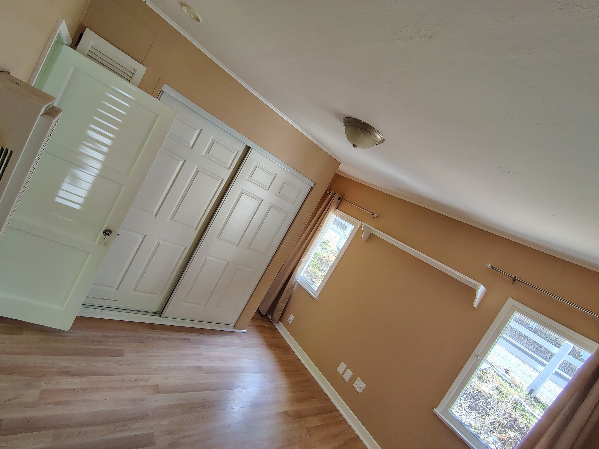 Building Photo - 267 CA-138